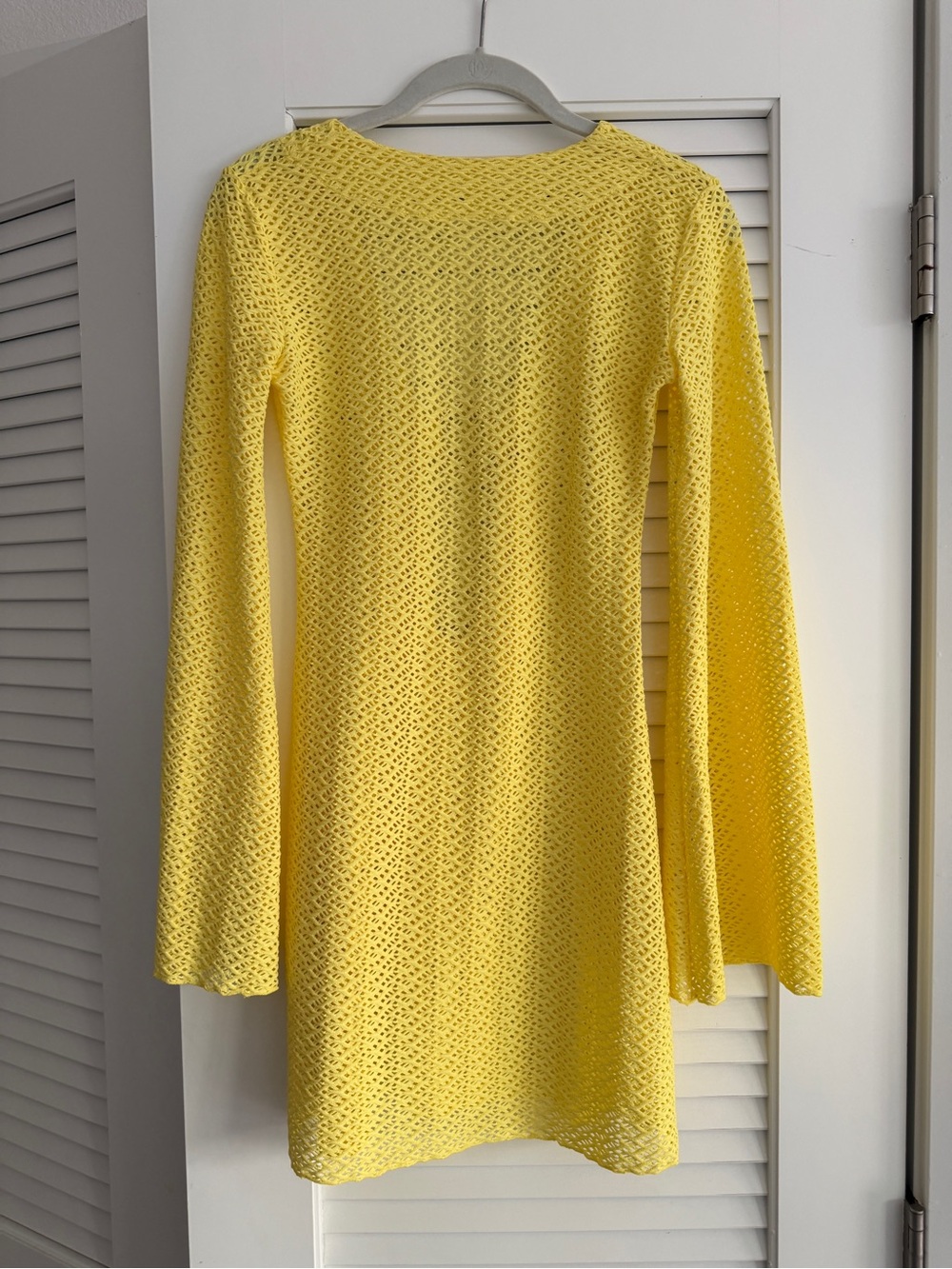 Monday Swimwear Montego Mini Dress in Citrus Crochet size P petite - Picture 6 of 9